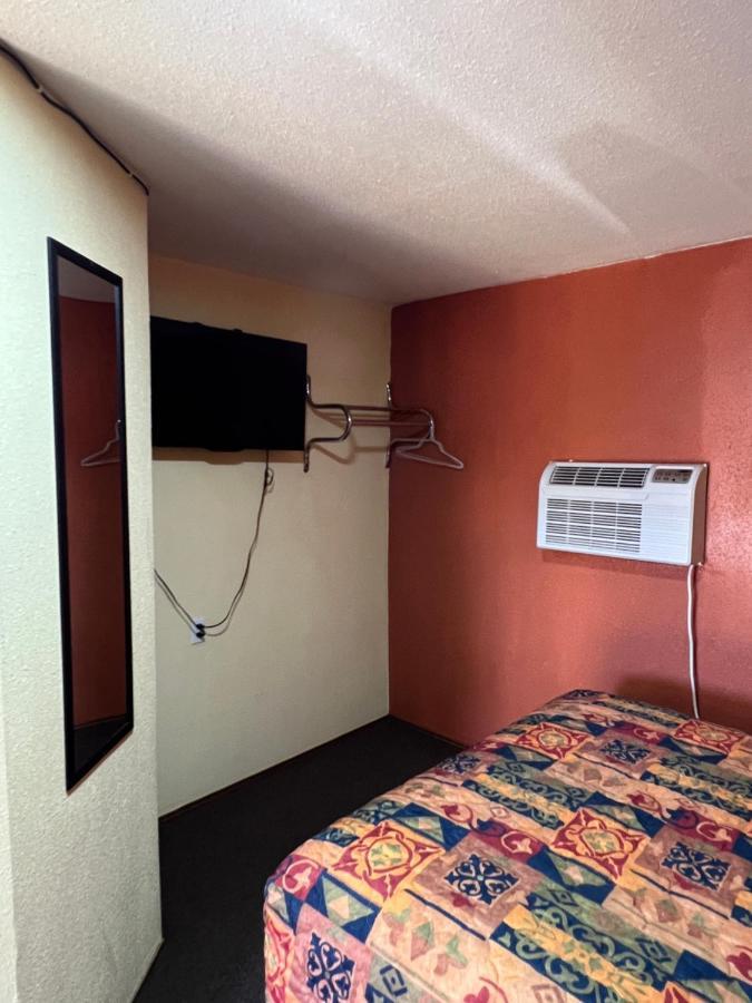 Economy Inn Одеса Екстер'єр фото