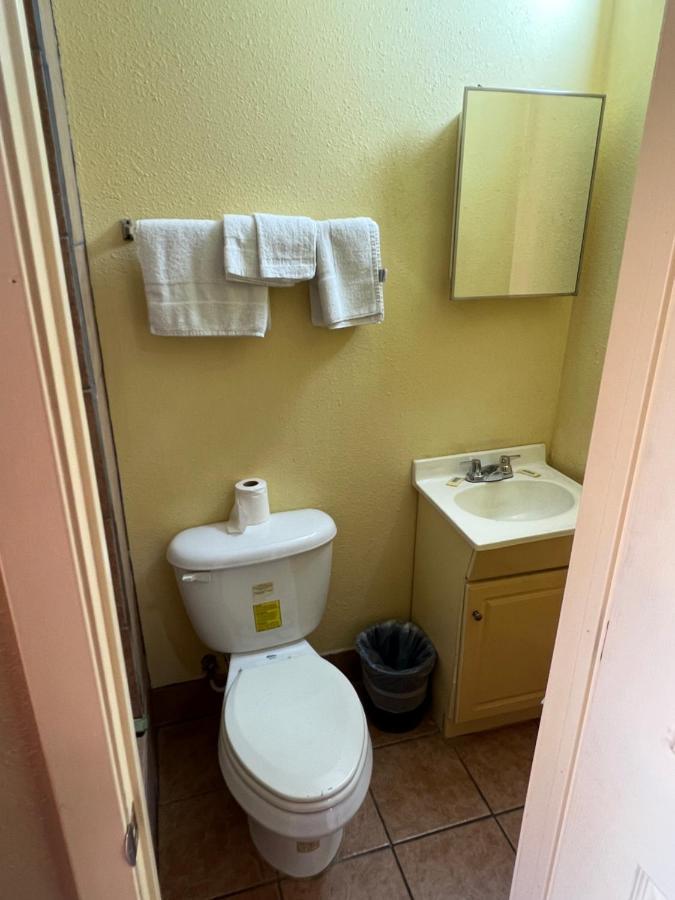 Economy Inn Одеса Екстер'єр фото
